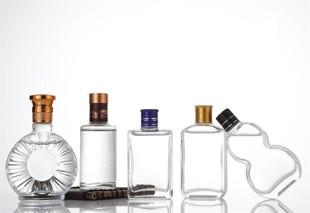 小酒瓶厂,小酒瓶加工厂,小酒瓶厂家,小酒瓶生产厂家