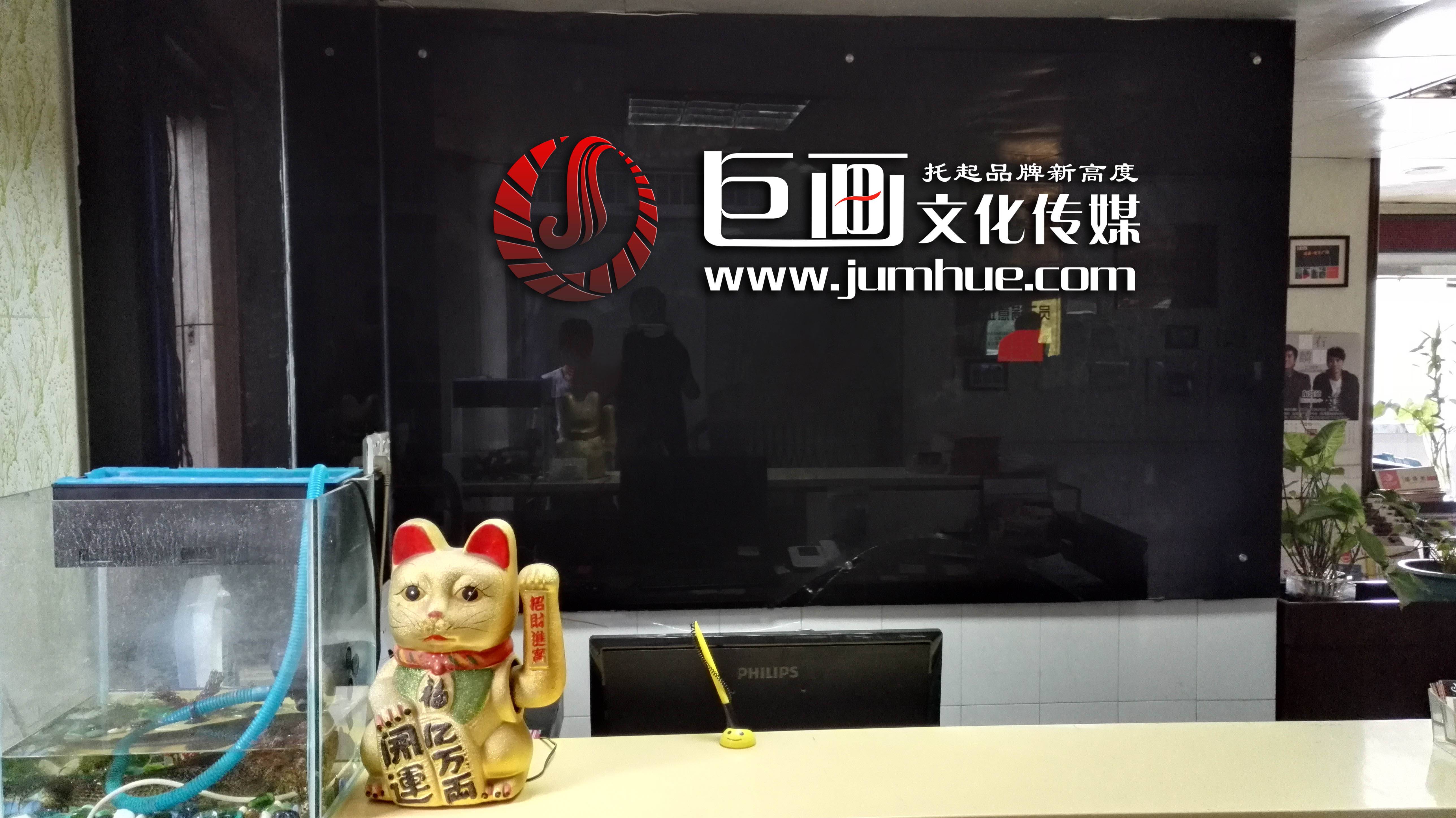 深圳龙岗宣传片短视频拍摄，坂田画册海报设计一条龙服务