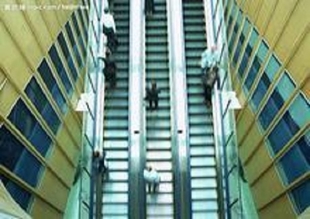 北京倒闭商场整体回收公司承接商场室内设备物资拆除工程