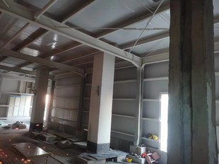 室内阁楼二层扩建钢结构夹层，厂房改造扩建