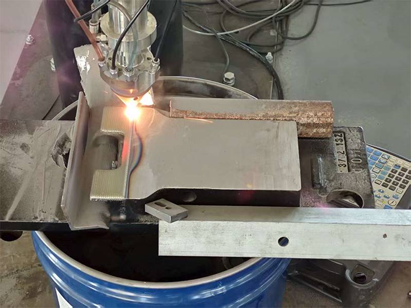 2025-11-14激光熔覆技术在滑板修复中的典型应用场景 2025-11-14激光熔覆技术在滑板修复中的典型应用场景